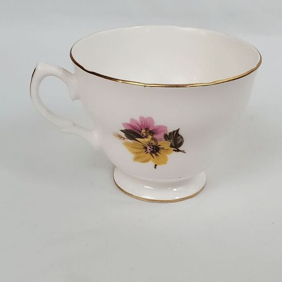 Royal Vale Bone China Teacup Pink Yellow Floral Pattern D5899 England Ridgway Po - Picture 4 of 5
